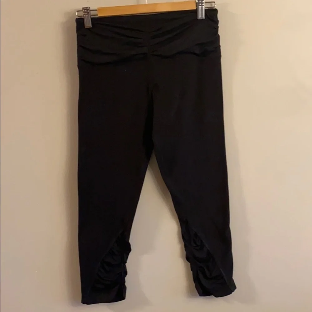 Lululemon black pants